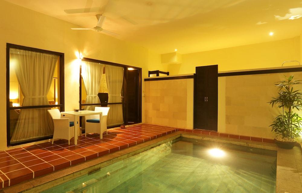 Apartemen Marbella Pool